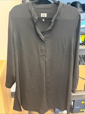 Classic Black Women’s Long-Sleeve Blouse